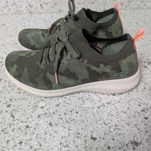 Skechers Women's shoes - Ultra Flex, camo color, size 8